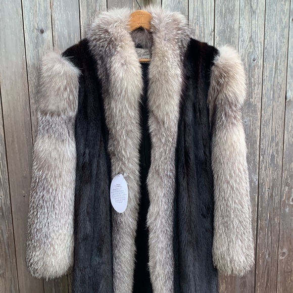 100% natural fur mink coat with contrast silver Fox sleeves and collar